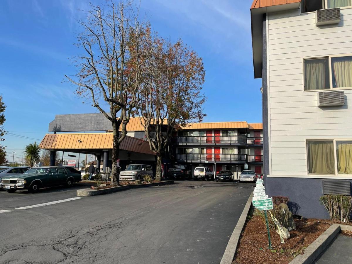 Portland Inn Экстерьер фото