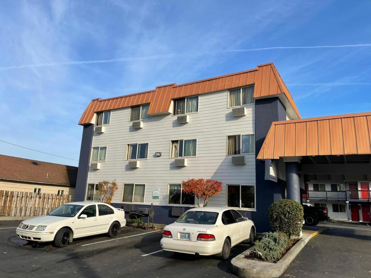 Portland Inn Экстерьер фото